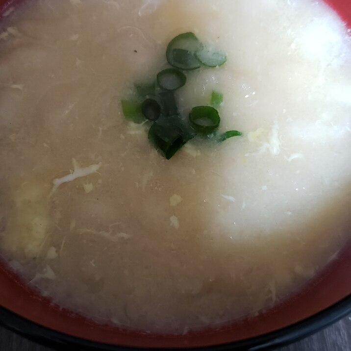 揚げ玉と豆腐とたまごの味噌汁